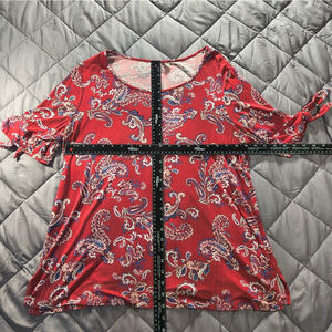 (L) Women's Cato (Est. 1946) Red Paisley Print Three-quarter Tie Sleeve Tunic